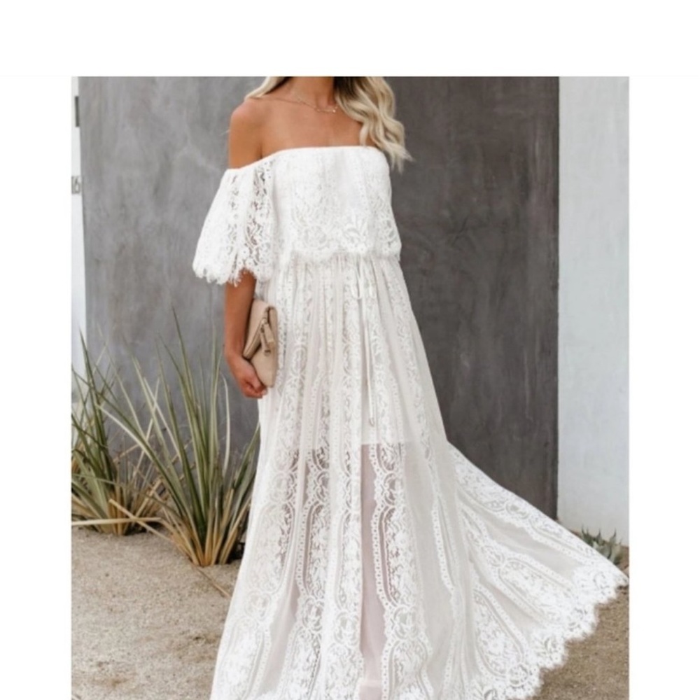 Lace Maxi Dress